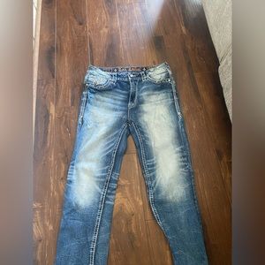 Size 32 women’s rocks